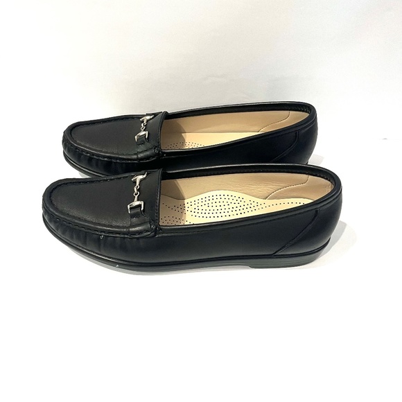 SAS Black Leather Loafers - Picture 2 of 7